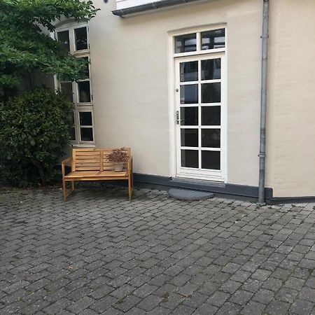 Апартаменты Nyrenoveret Charmerende Lejlighed I Odense C! Экстерьер фото