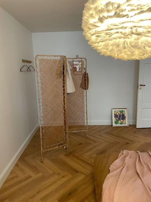 Апартаменты Nyrenoveret Charmerende Lejlighed I Odense C! Экстерьер фото
