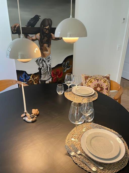 Апартаменты Nyrenoveret Charmerende Lejlighed I Odense C! Экстерьер фото
